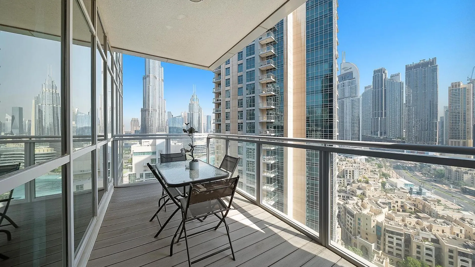 Apartment 3Br The Residences Burj Khalifa View Downtown Dubai United Arab Emirates